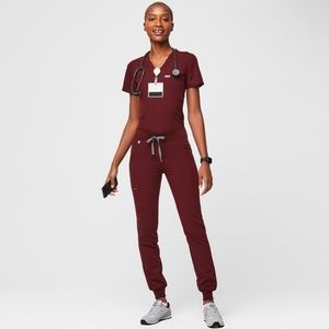xs burgundy / maroon figs scrubs. gently used